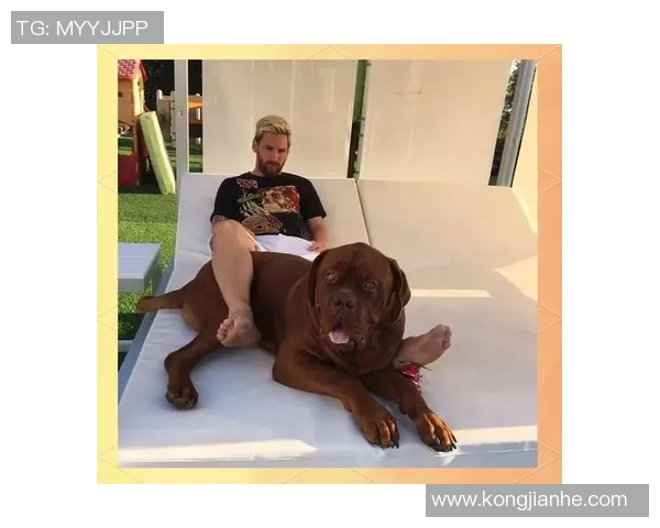 足球明星时尚穿搭揭秘他们的裤子选择与搭配技巧